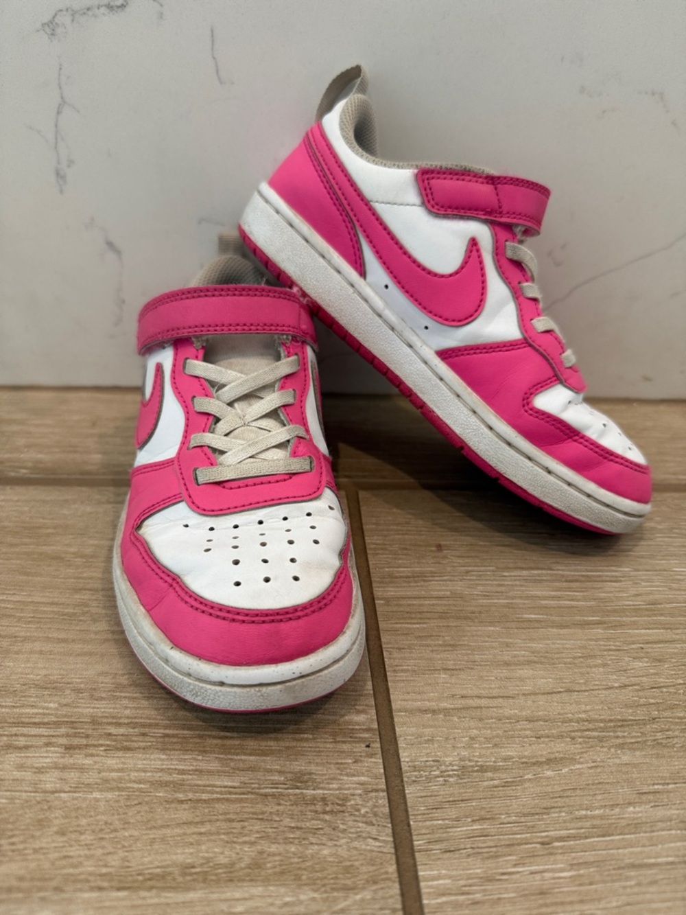 Nike Kids Pink and White Hook-and-Loop Low-Top Sneakers